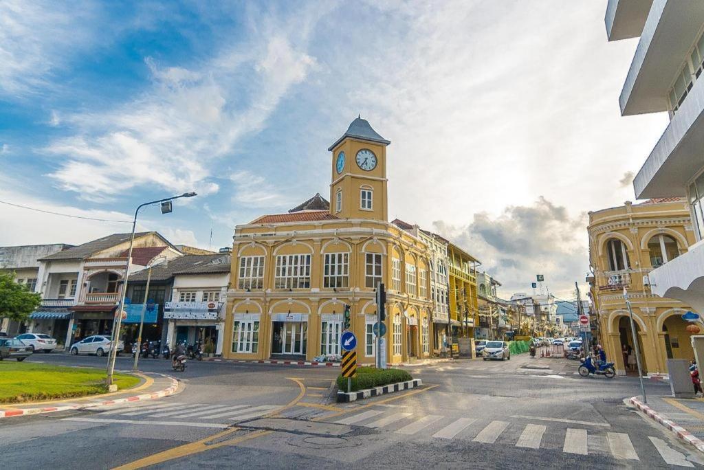 B2 Phuket Boutique & Budget Hotel Extérieur photo
