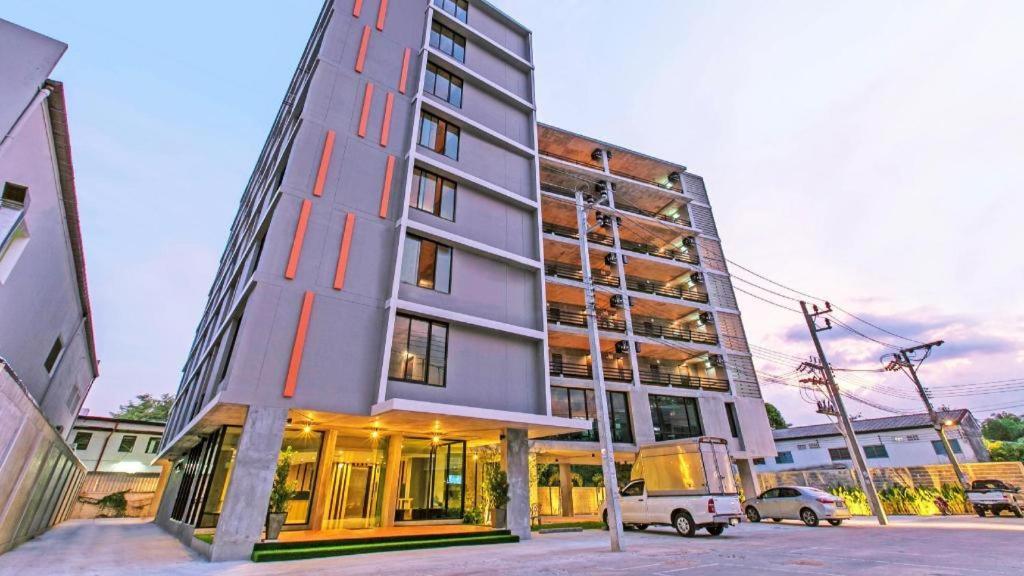 B2 Phuket Boutique & Budget Hotel Extérieur photo