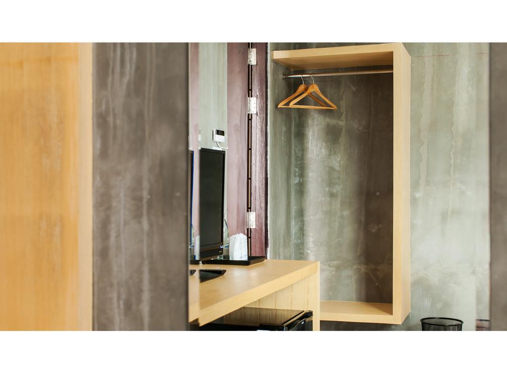B2 Phuket Boutique & Budget Hotel Extérieur photo